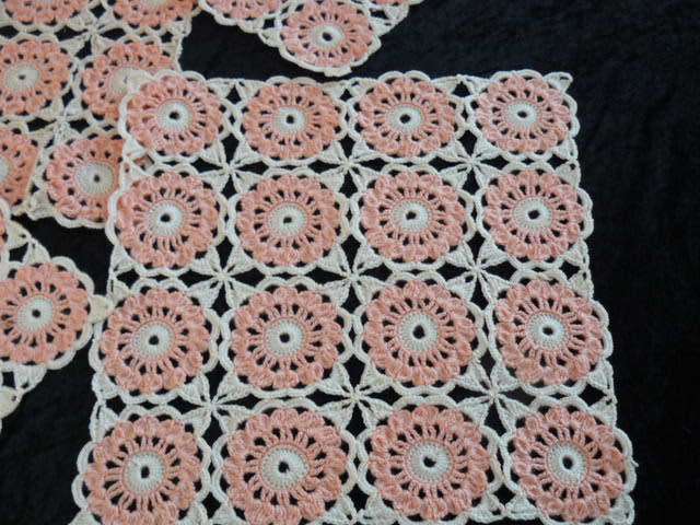 VINTAGE HAND CROCHETED DOILIE SET PEACH AND CREAM