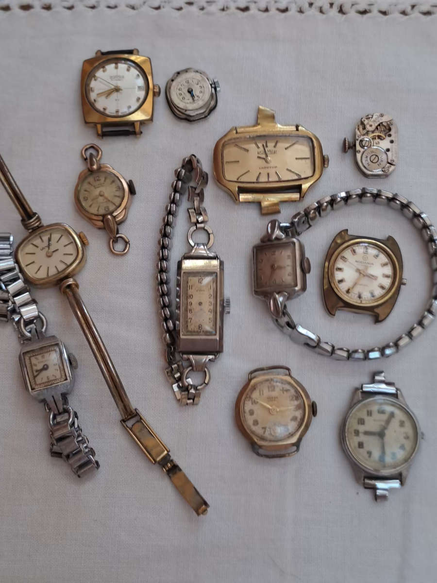 Lot 16. Lot of ladies watches for spares or repairs
