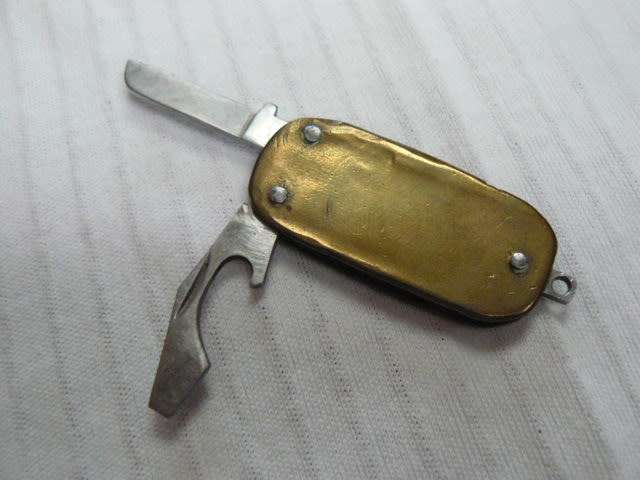 MINIATURE POCKET KNIFE