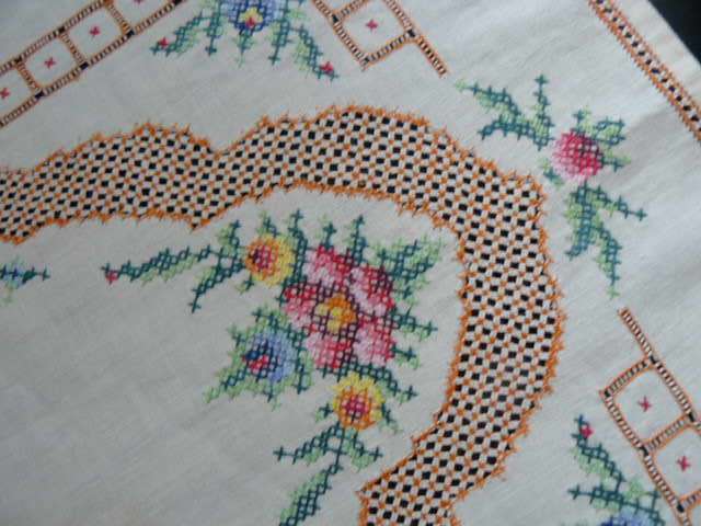 MOST STUNNING COTTON EMBROIDERED CROSS STITCH CLOTH