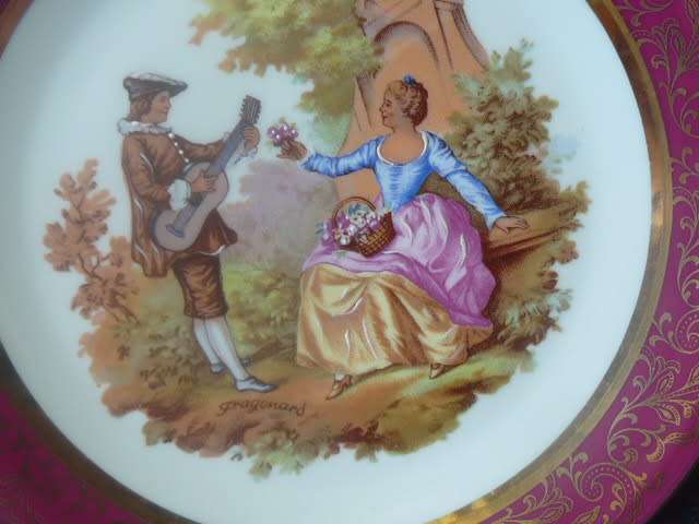 LIMOGES 22 KT GOLD NO DAMAGE 25 CM DIAMETER