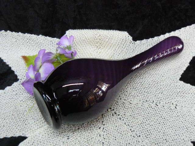 GLASS VASE NICE PATTERN WHITE INNER