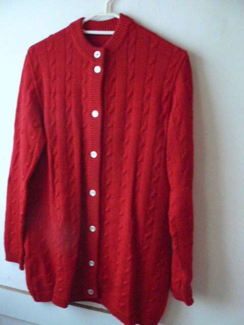 RED JERSERY SIZE M 74 CM LONG 100 % WOOL
