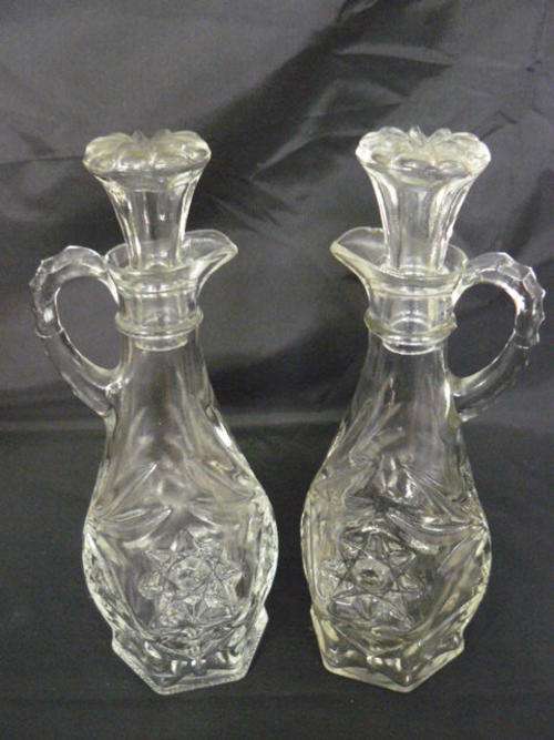 SET OF DECANTERS