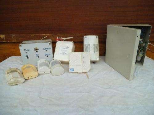 8 ZONE ALARM SYSTEM WITH CODE ENCRYPTOR & EXTRA TRANSFORMER