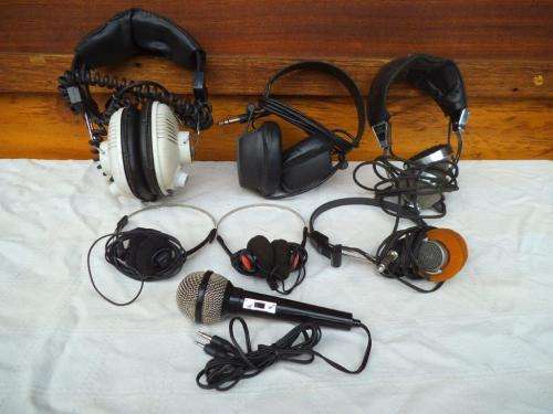 VARIOUS SETS EARPHONES & A MICROPHONE