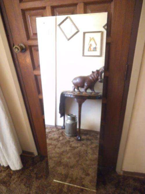 RECTANGULAR FRAMELESS MIRROR