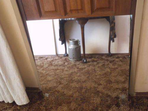 SQUARE FRAMELESS MIRROR