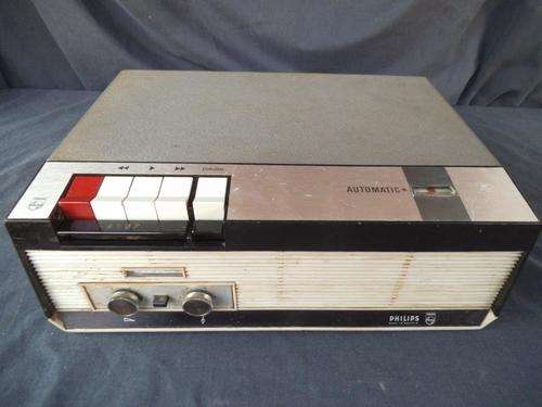 PHILIPS REEL-TO-REEL RECORDER VALVE OPERATED - CIRCA EARLY 1960's