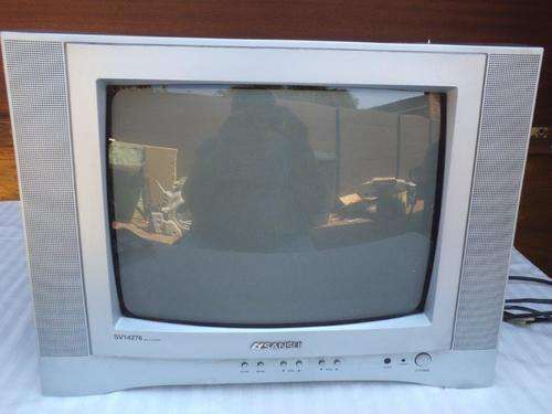 SANSUI SV14276 MULTI SYSTEM 36cm COLOUR TV