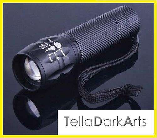 200Lm ZOOMABLE LED FLASHLIGHT -  3 Modes! BRIGHT!