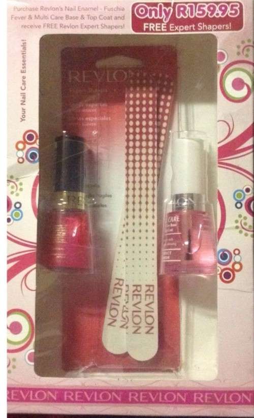 REVLON NAIL SET