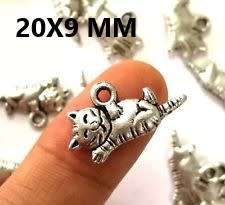 ANTIQUE SILVER  CHARM -PENDANT- DOG -20X9 MM