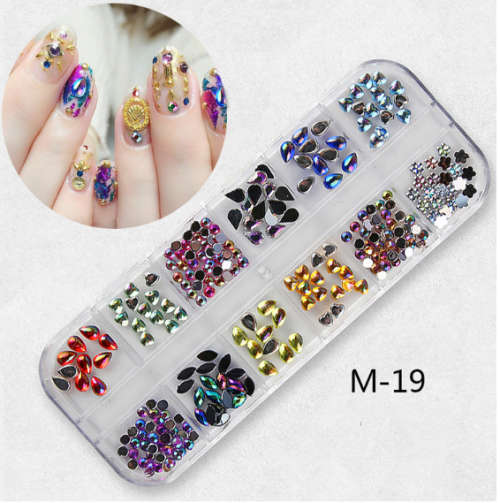12 Grids Nail Decoration M-19