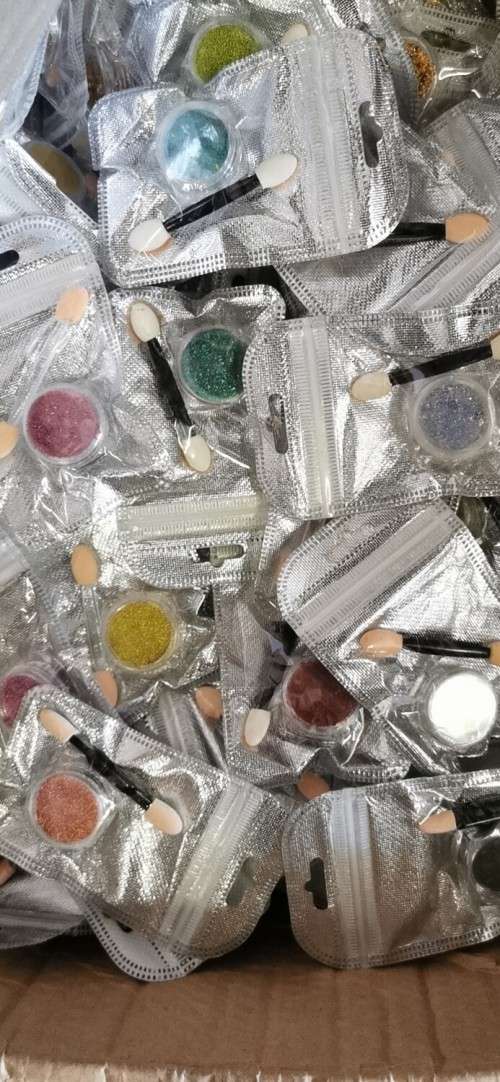 CLEARENCE SALES Chrome Powder with Brush (Color Send Random ONLY )