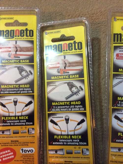 Magneto torches