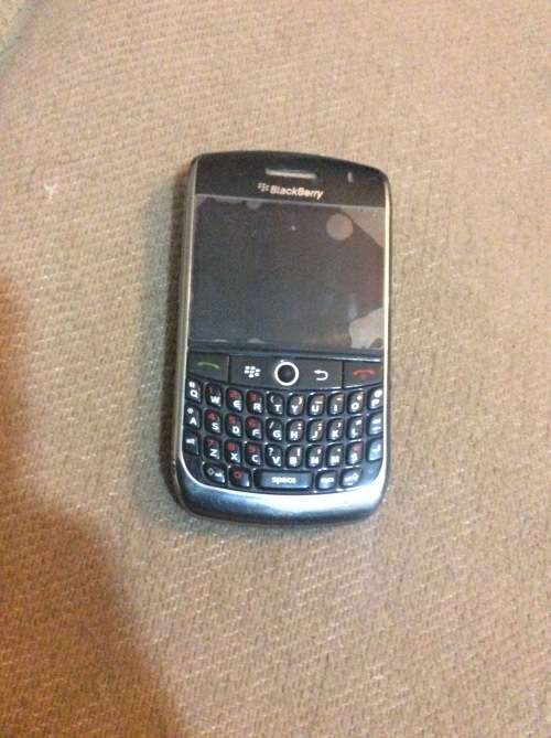 Blackberry  8900