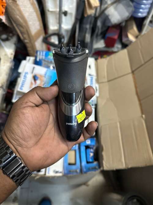 Lot of Phillips shavers
