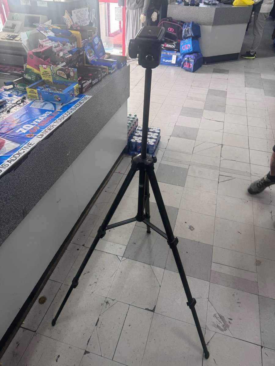 Evolution video tripod