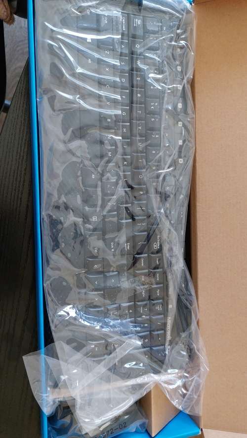 Microsoft Wireless Desktop 2000 - Keyboard & Mouse