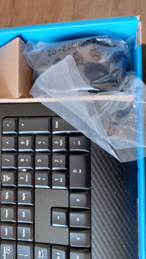 Microsoft Wireless Desktop 2000 - Keyboard & Mouse