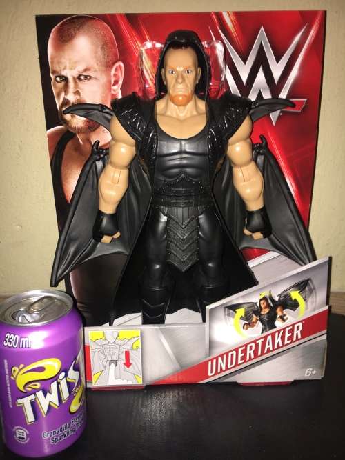 WWE WWE WWE Elite Undertaker Figurine
