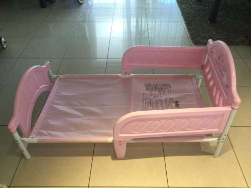Girls novelty bed