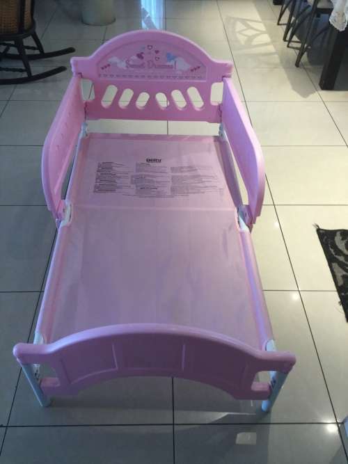 Girls novelty bed