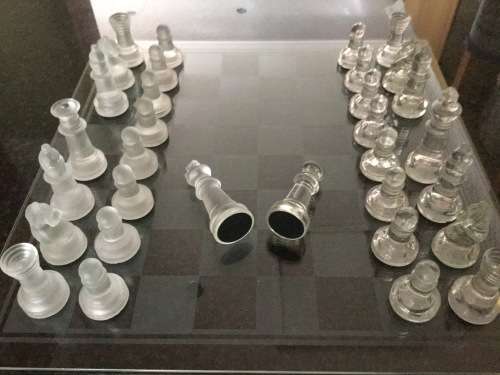 Chess Chess Glass Set