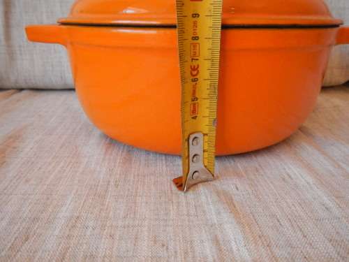 STUNNING !! Cast Iron and Orange Enameled Casserole Pot 21cm Dia