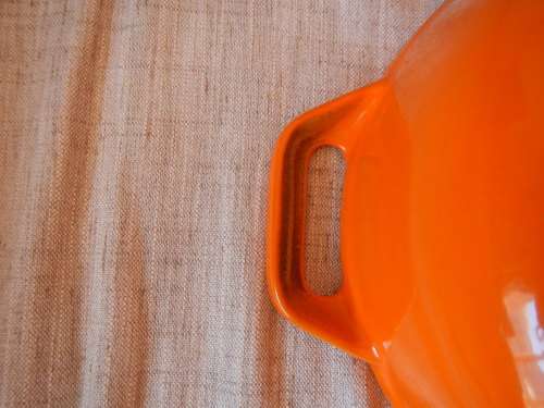 STUNNING !! Cast Iron and Orange Enameled Casserole Pot 21cm Dia