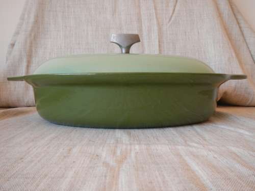 WOW !!  Vintage Oval Casserole 30cm in a 2 tone Green Enamel Finish