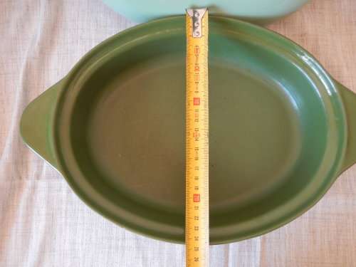 WOW !!  Vintage Oval Casserole 30cm in a 2 tone Green Enamel Finish