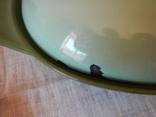 WOW !!  Vintage Oval Casserole 30cm in a 2 tone Green Enamel Finish