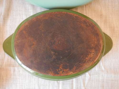 WOW !!  Vintage Oval Casserole 30cm in a 2 tone Green Enamel Finish