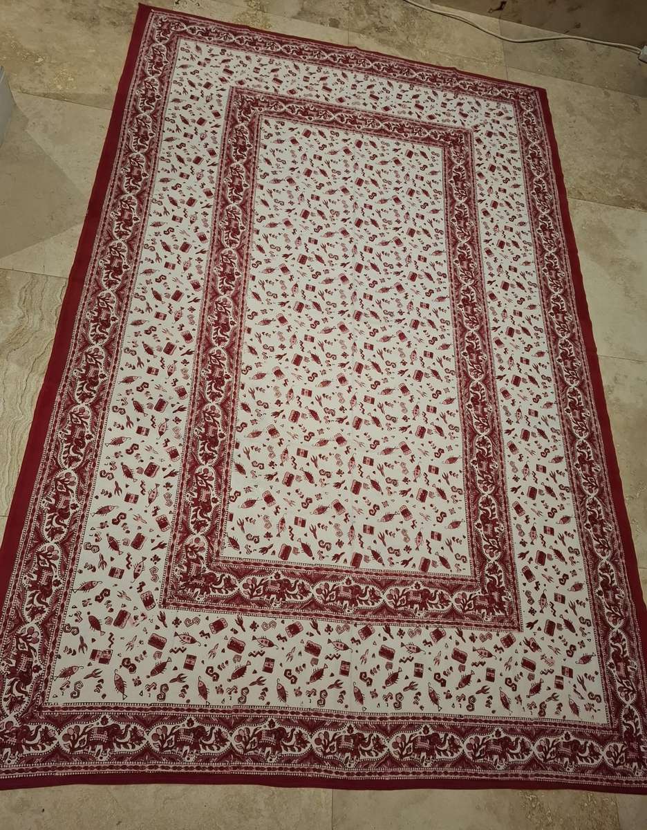 Stunning Crimson & White Cotton Tablecloth - Screen printed 220cm x 148cm - Great Condition