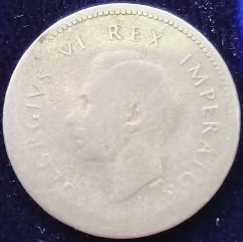 1941  Threepence Coin   (80% SILVER)                SUN11325*