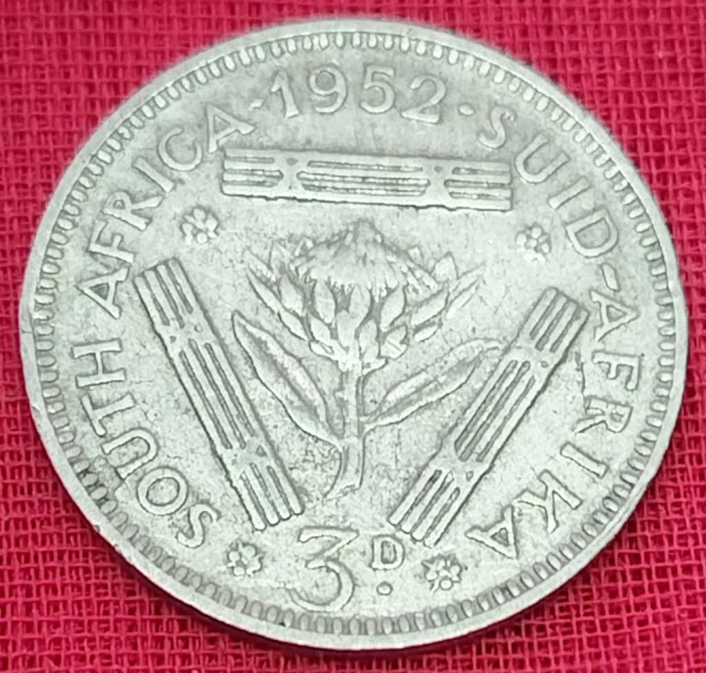 1952  Threepence Coin   SILVER                SUN12964*