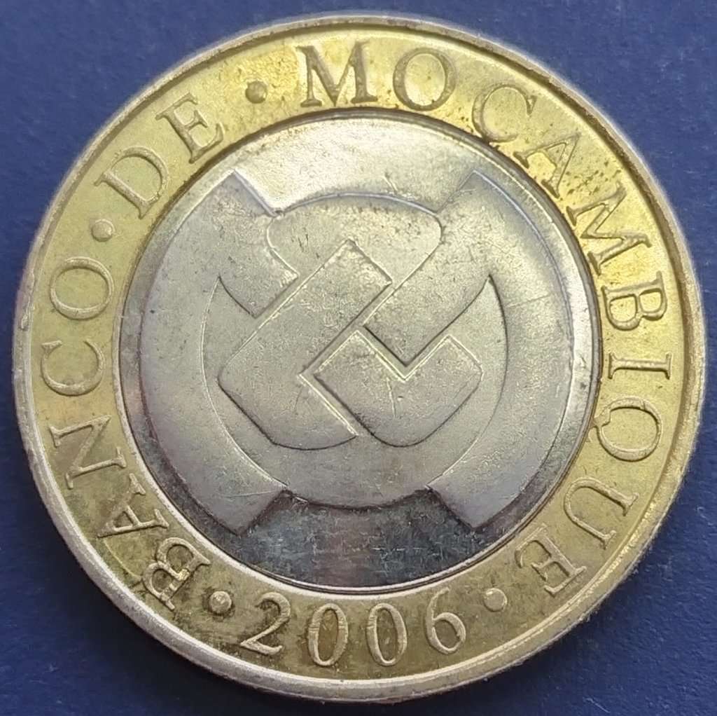 2006   10 Meticais     Mozambique          SUN13432*