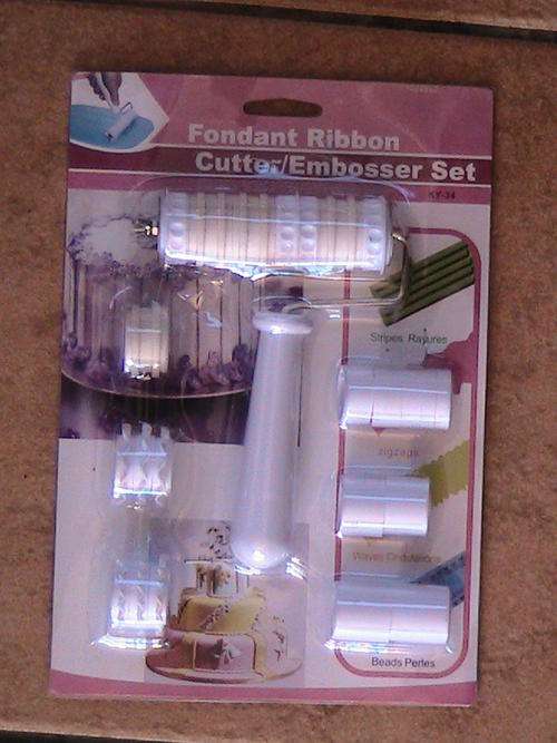 Fondant & Ribbon Cutter/Embosser