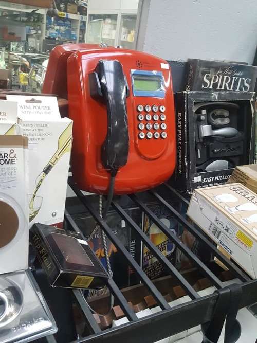 Red telephone , nice ornament for mancave/bar/movieshoots,etc.