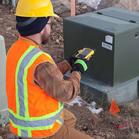 Nomad Trimble Data collector-GPS-CAMERA--SIM--Selling new elsewhere  at R27000...