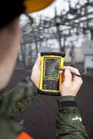 Nomad Trimble Data collector-GPS-CAMERA--SIM--Selling new elsewhere  at R27000...