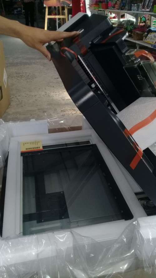 HP scanjet N9120 scanner --WORTH R67 000 last unit available(LATE ENTRY)