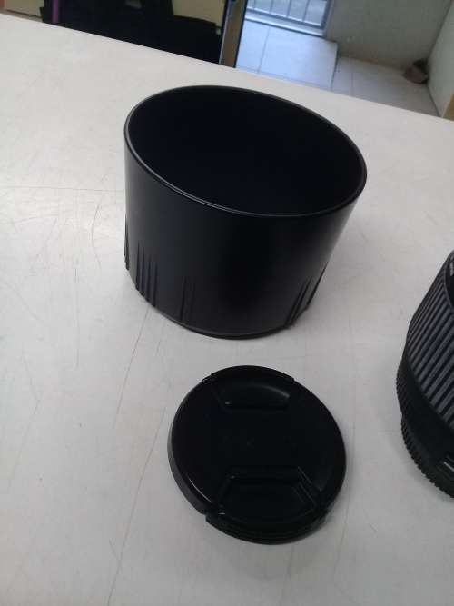 Sigma 70-300mm F4-5.6 APO DG Macro Worth R 2300