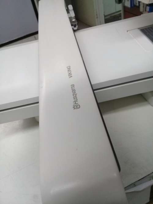 Hasqvarna Viking Designer Topaz 30 embroidery machine