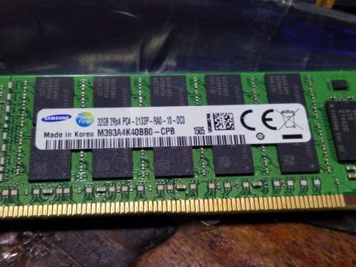 Samsung DDR4 2133MHzCL15 32GB (PC4 2133) Internal Memory M393A4K40BBO-CPB