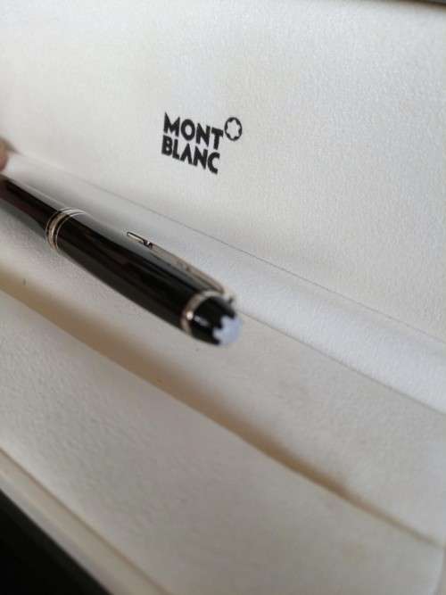 Mont Blanc  Meisterstück Platinum-Coated Classique Ballpoint pen