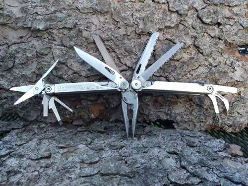 Leatherman wave multitool--Every man's dream tool--