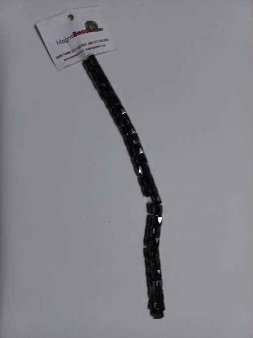 Magnetic necklace ( set of 3 )